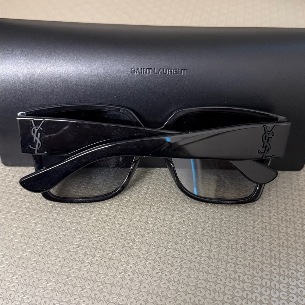 YSL Large Logo SO Black Sunglasses - Picture 3 of 6